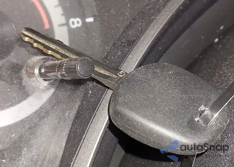 2012 Scion Tc из США, поврежденный, VIN JTKJF5C79C3038427